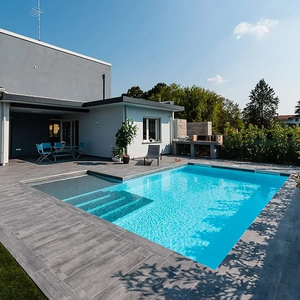 piscina-ricircolo-skimmer-main